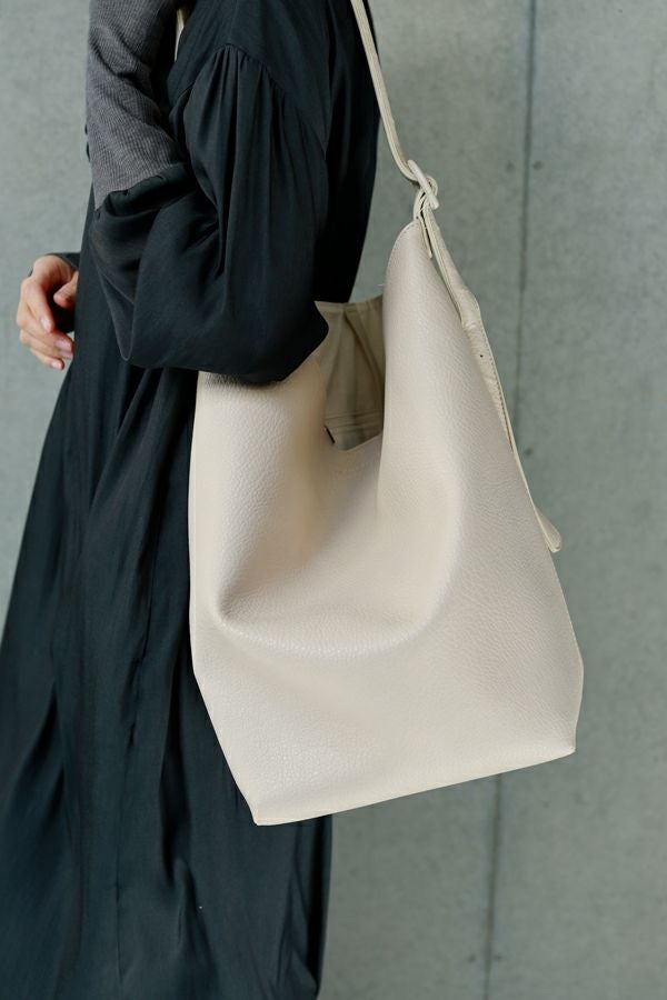 ワンハンドルレザーBag プチBag付き | メゾンドアムウ