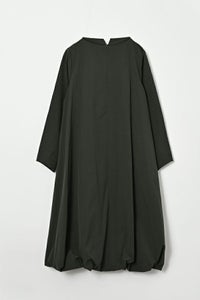 ボートネックバルーンワンピース