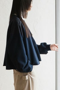 フレアショートスウェット