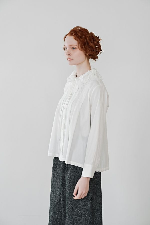 フリンジ衿付タックブラウス | メゾンドアムウ