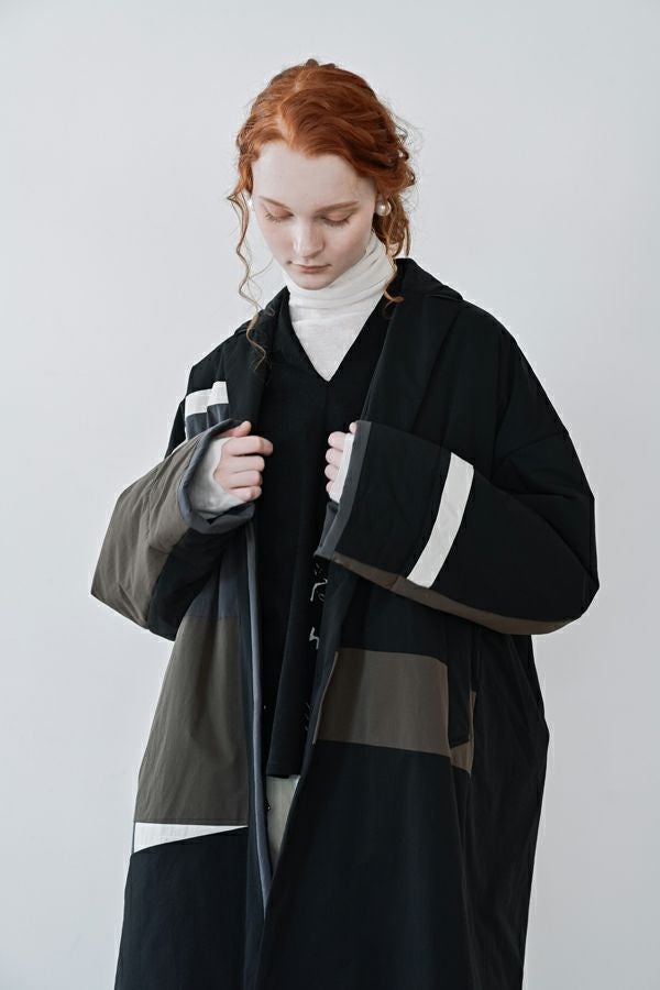 配色パッチ中綿コート | メゾンドアムウ