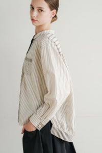 4ストライプシャツ