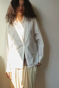 シルエットシャツ