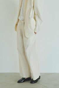 オーバーパンツ