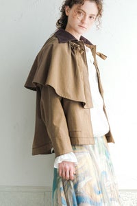 取外しケープ付カバーオール