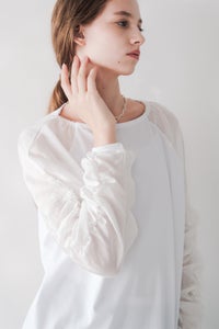 袖シャーリングプルオーバー