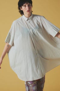 バックギャザーシャツ