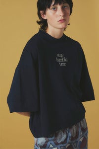 ロゴ入り五分袖プルオーバー