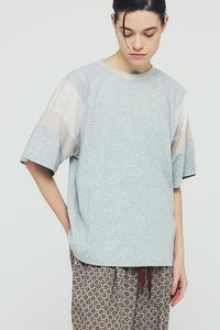 切り替えスリーブプルオーバー