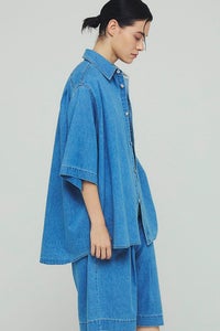 デニムオーバーシャツ